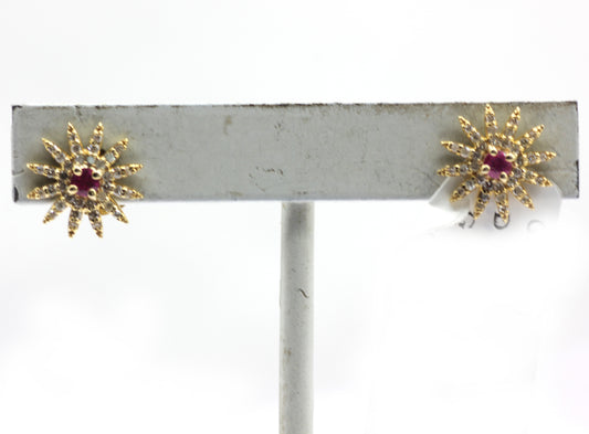 Sun Star 14k Gold Diamond Stud Earring