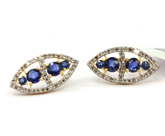 14k Solid Gold Diamond Stud Earring.14k Solid Gold Diamond Earring..
