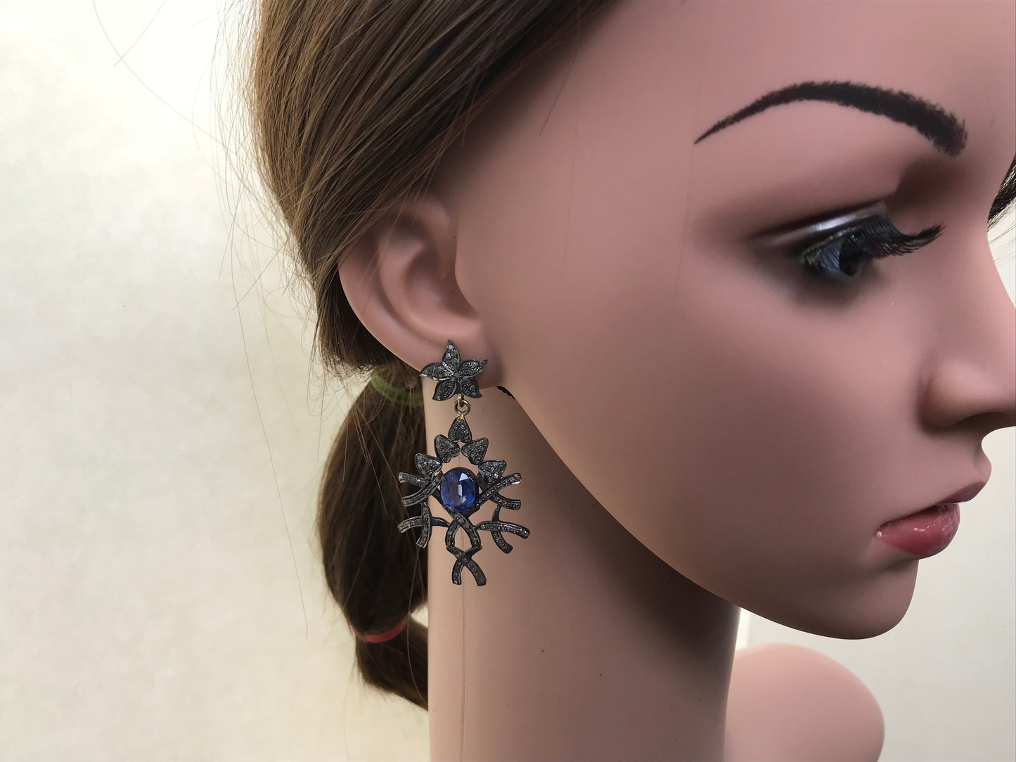 Diamond Earrings,NATURAL DIAMOND AND TANZANITE Earring.