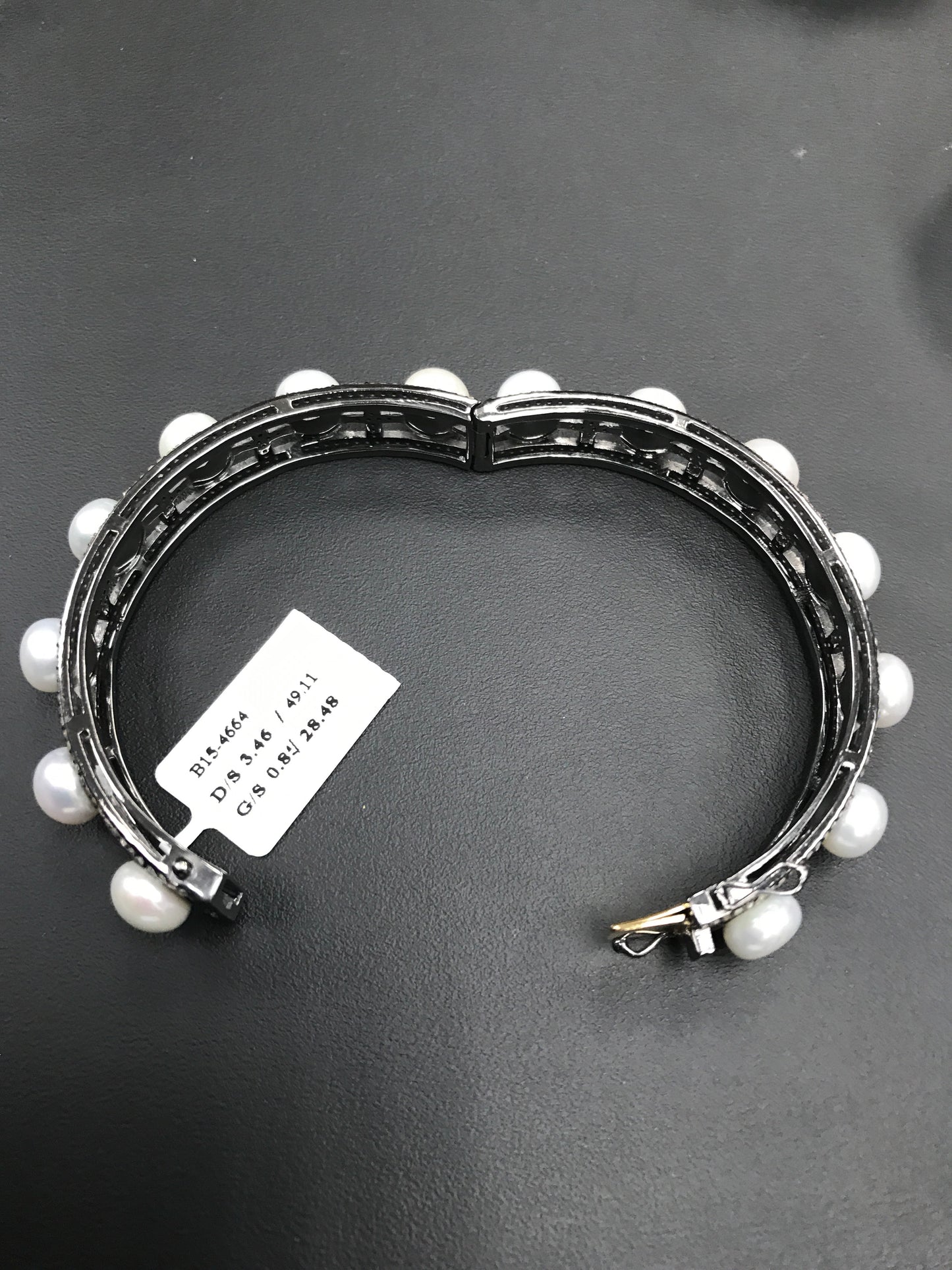 BANGLES
