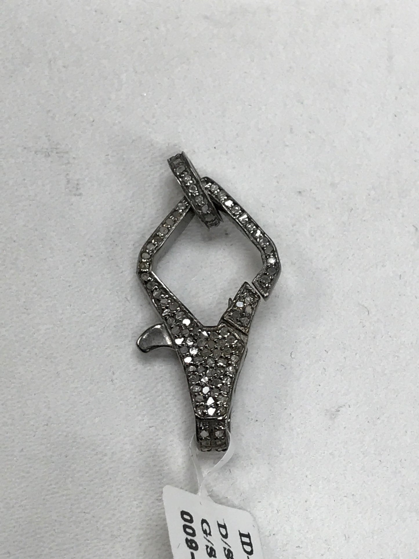 Rhombus Shape Diamond Clasps Pendants & Charms