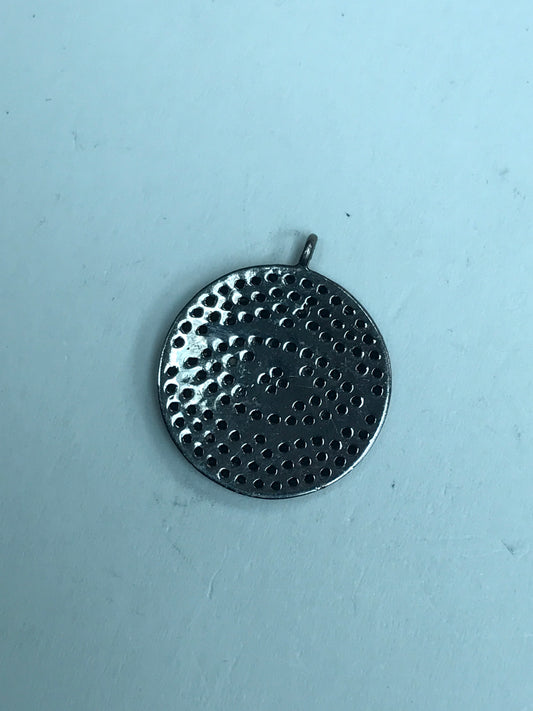 Overlap Circle Black Spinel Charm