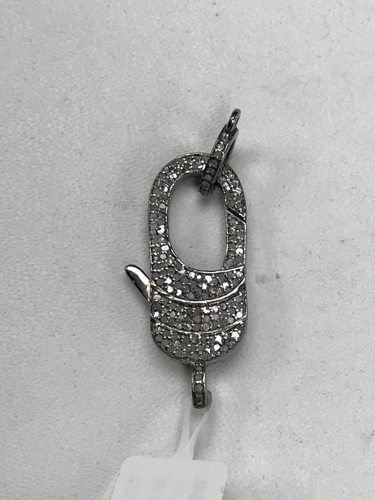 Round Shape Diamond Clasps Pendants & Charms
