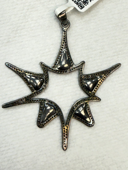 Star Shape diamond Pendant With Diamond Slice