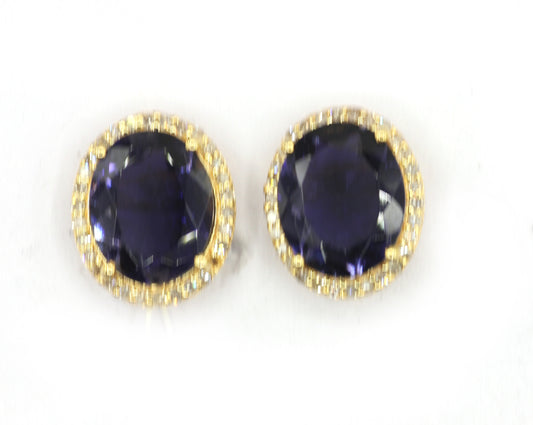 Oval 14k Gold Diamond  Stud Earring