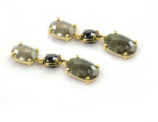 14k Gold Diamond Earring