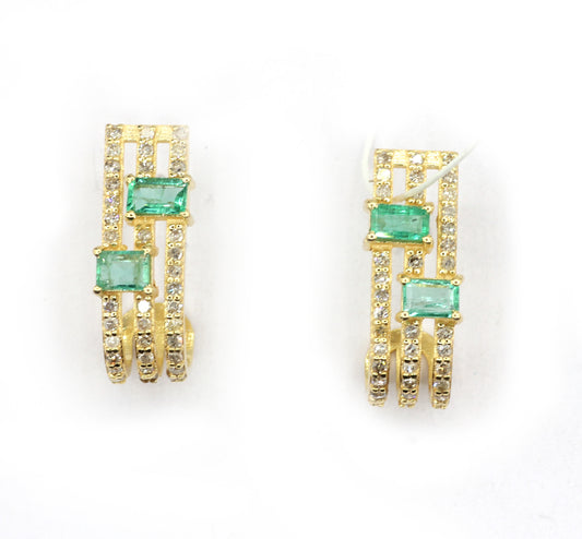 14k Gold Diamond Stud Earring