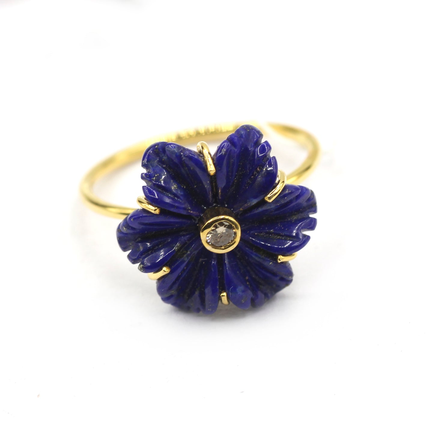 14K Gold Ring with Carved Lapis Lazuli Flower and Diamond Center