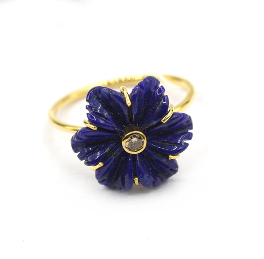 14K Gold Ring with Carved Lapis Lazuli Flower and Diamond Center