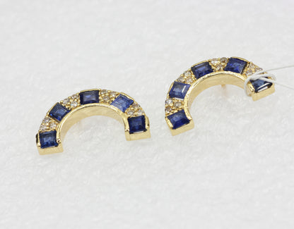 C-Shape 14k Gold Diamond Stud Earring