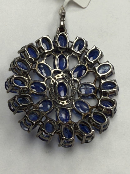 Tanzanite Smooth Stone Pave Diamond Pendant