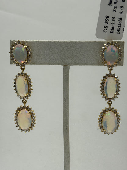 14k Solid Gold Diamond Earring