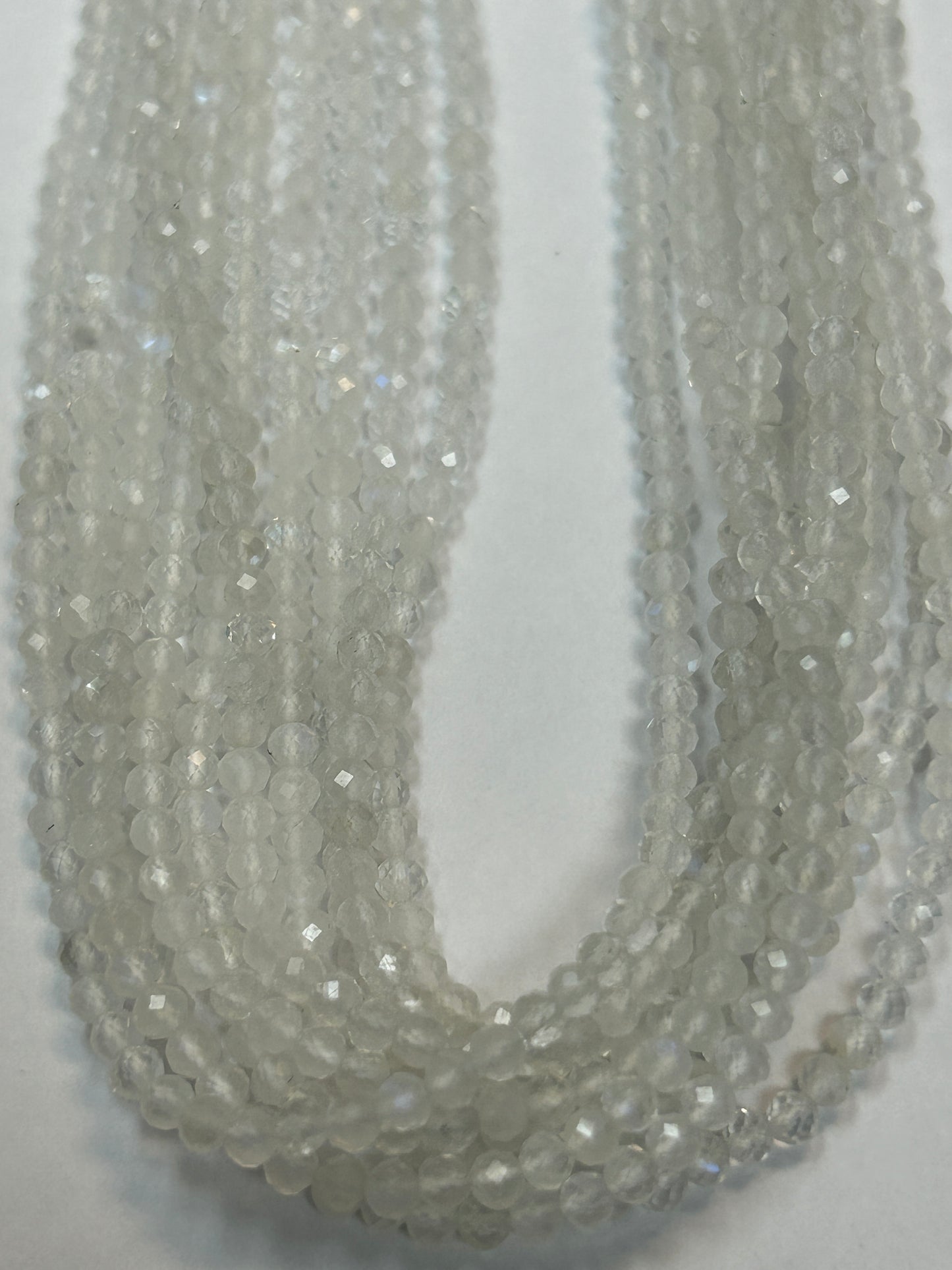Moonstone, RAINBOW MOONSTONE ROUND FACETED 3-4MM
