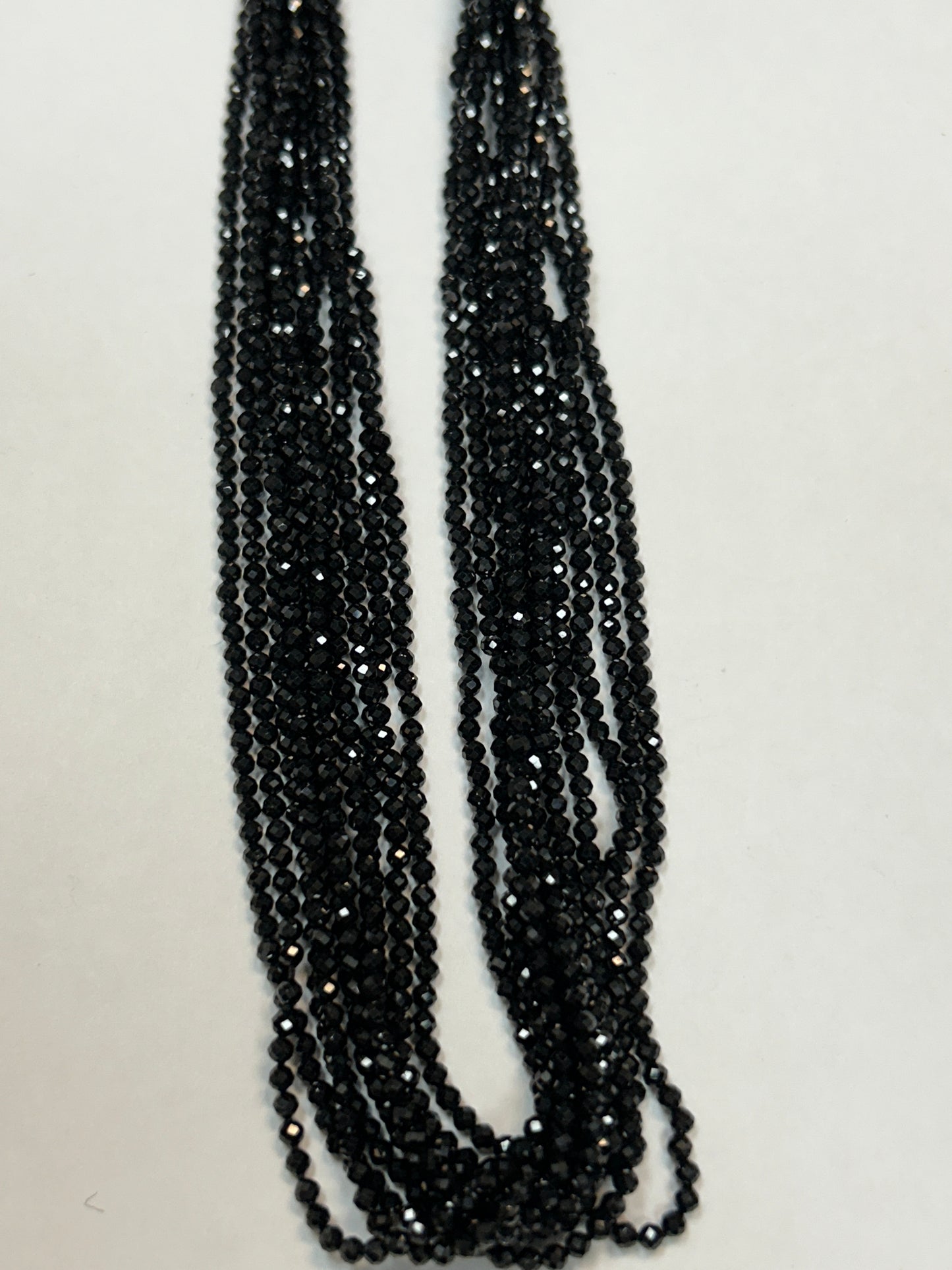Spinel, BLACK SPINEL ROUND FACETED 2-2.50 MM