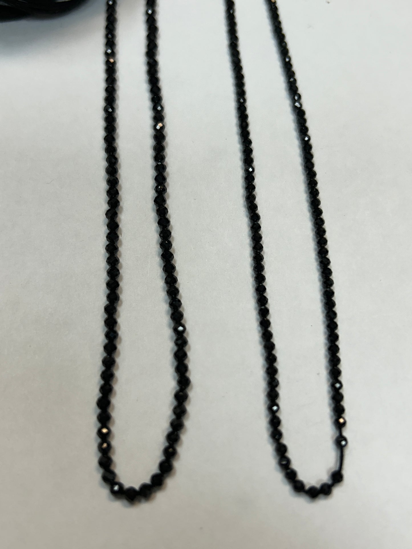 Spinel, BLACK SPINEL ROUND FACETED 2-2.50 MM