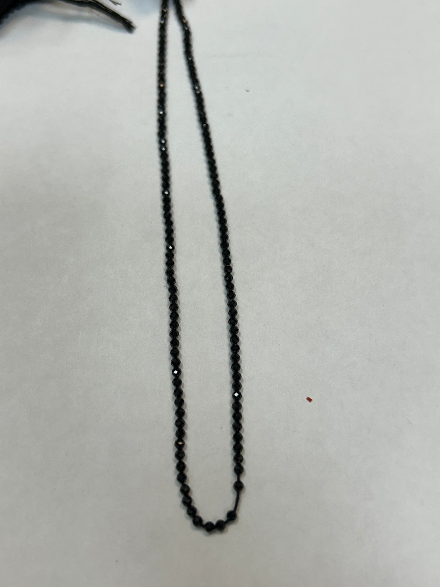 Spinel, BLACK SPINEL ROUND FACETED 2-2.50 MM