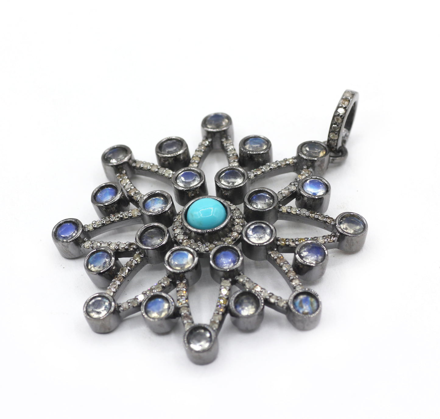 Star Pave Diamond Pendant