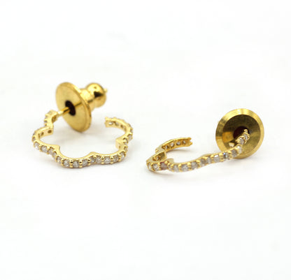 Loop 14k Solid Gold Diamond Earring.14k Solid Gold Diamond Earring..