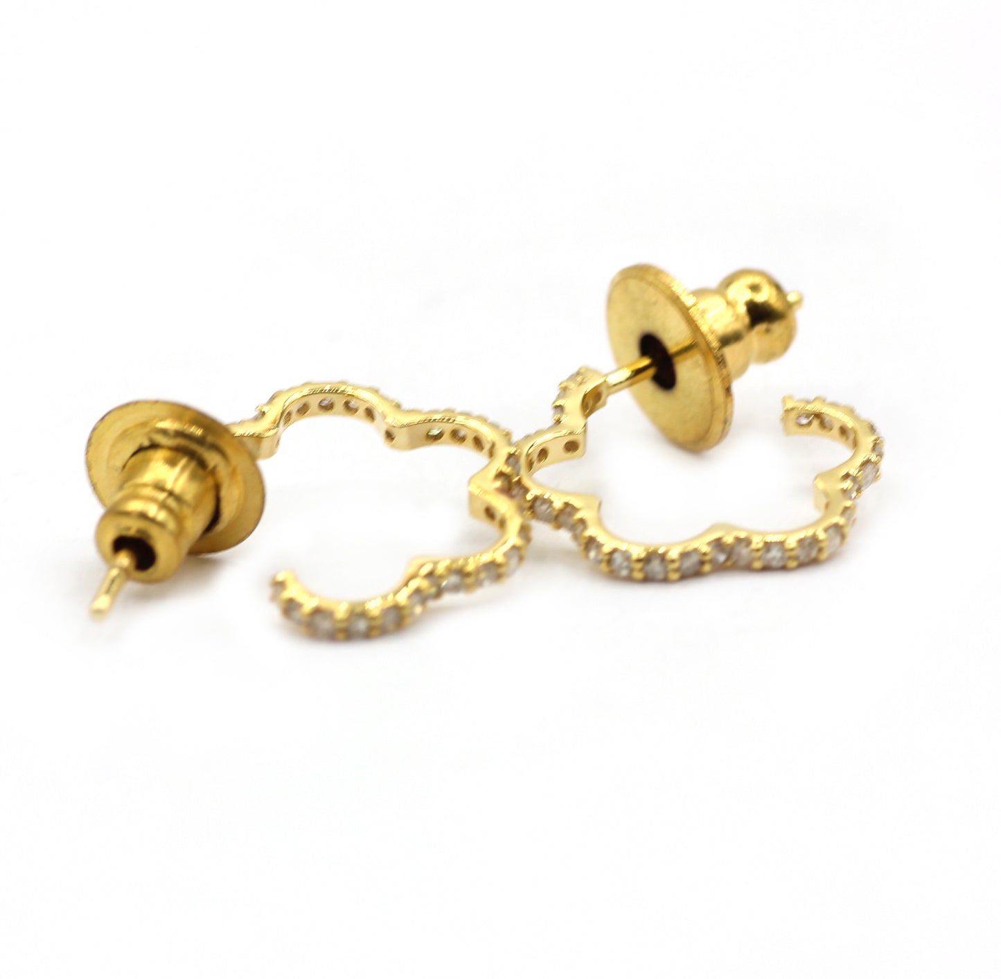 Loop 14k Solid Gold Diamond Earring.14k Solid Gold Diamond Earring..