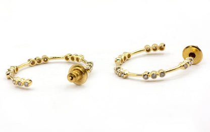 Loop 14k Solid Gold Diamond Earring.14k Solid Gold Diamond Earring..