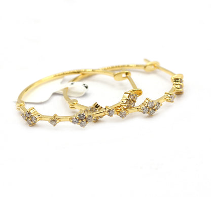 Hoop loop 14k Solid Gold Diamond Earring.14k Solid Gold Diamond Earring..