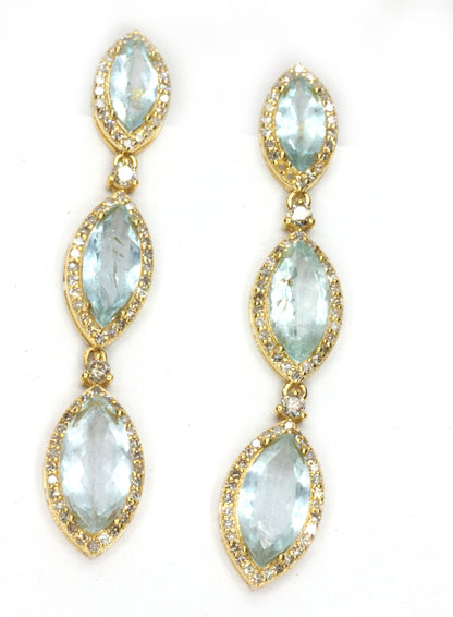 14k Solid Gold Diamond Earring.14k Solid Gold Diamond Earring..