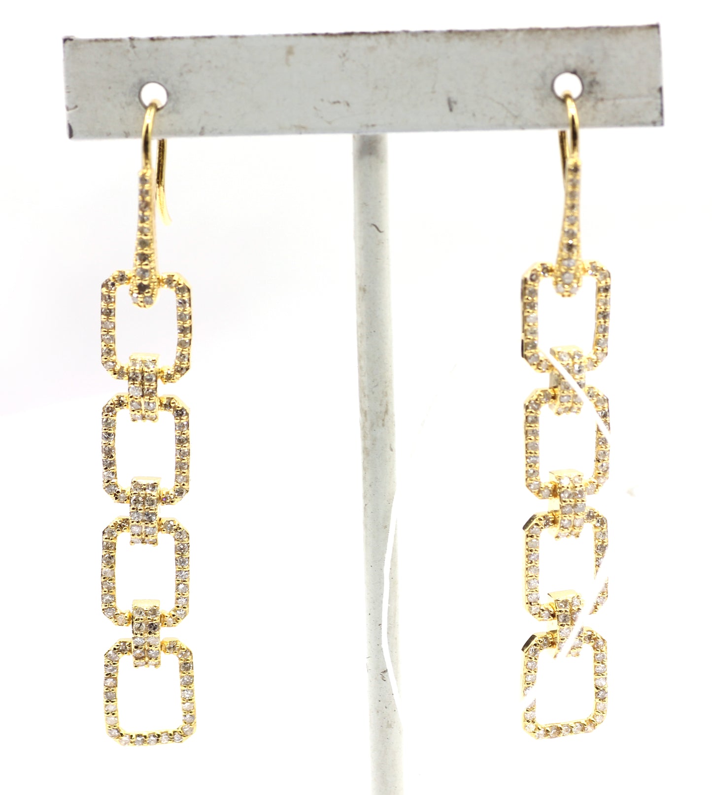 14k Gold Diamond Earring