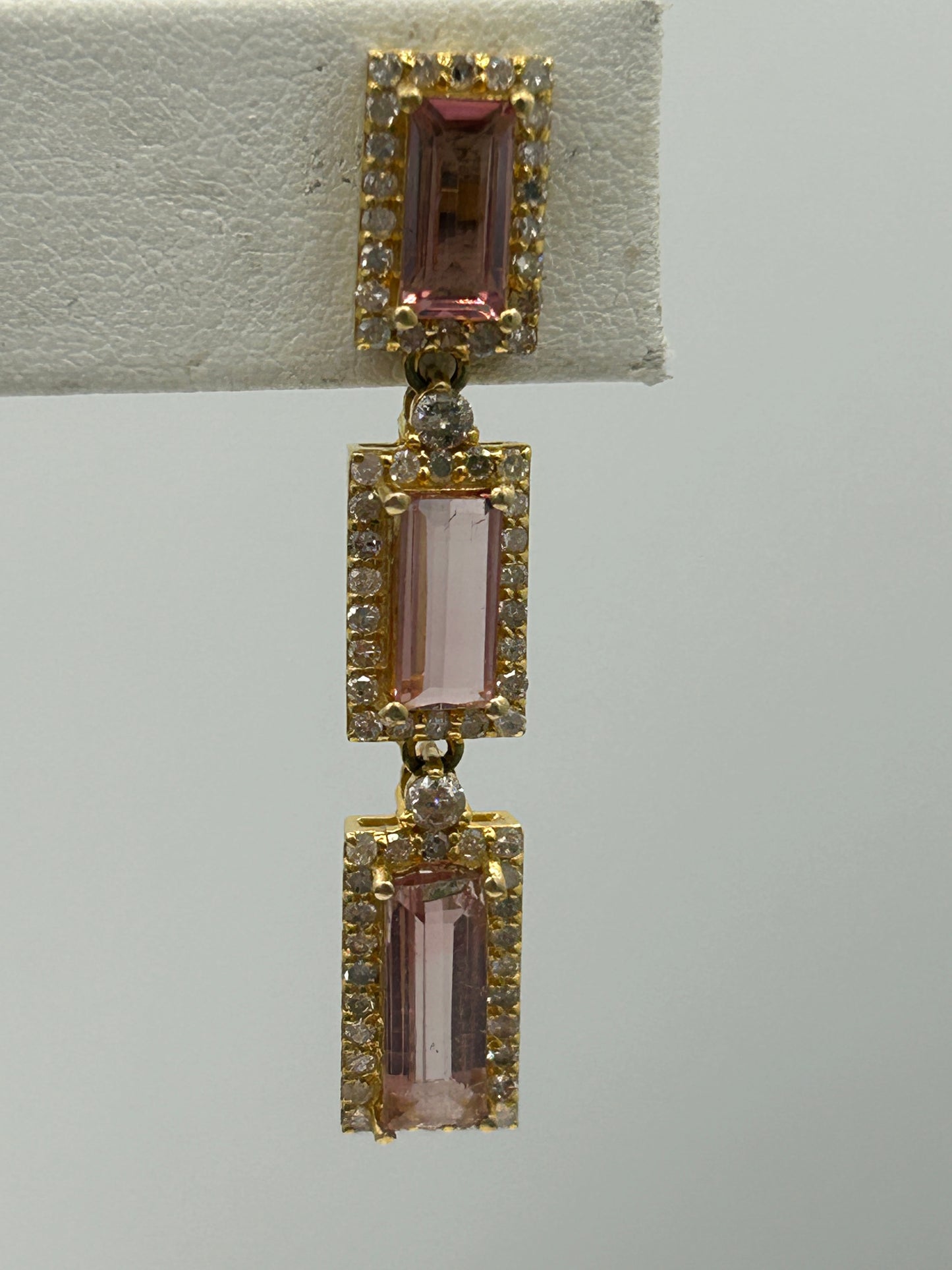 14k Solid Gold Diamond Earring