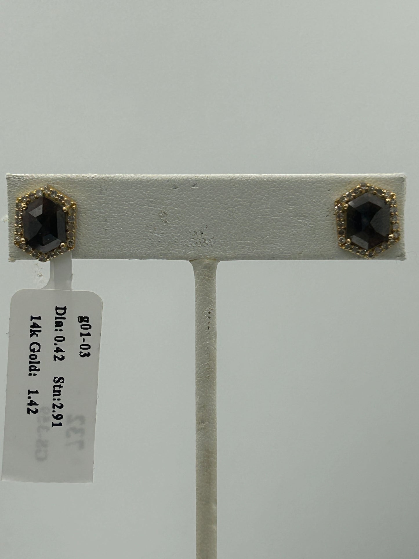 14k Solid Gold Diamond Earring
