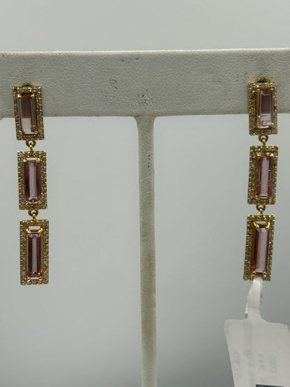 14k Solid Gold Diamond Earring.14k Solid Gold Diamond Earring..
