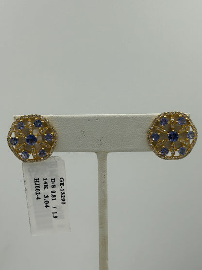 14k Solid Gold Diamond Earring.14k Solid Gold Diamond Earring..