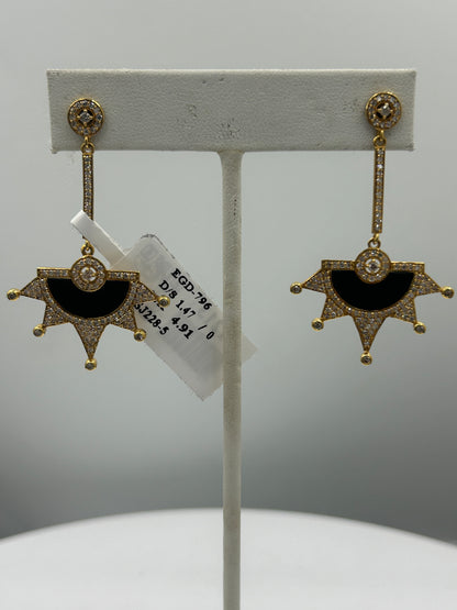 14k Solid Gold Diamond Earring.14k Solid Gold Diamond Earring..