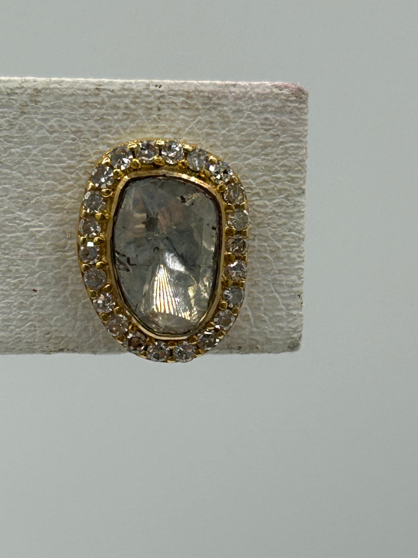 Polki 14k Solid Gold Diamond Stud Earring.14k Solid Gold Diamond Earring..