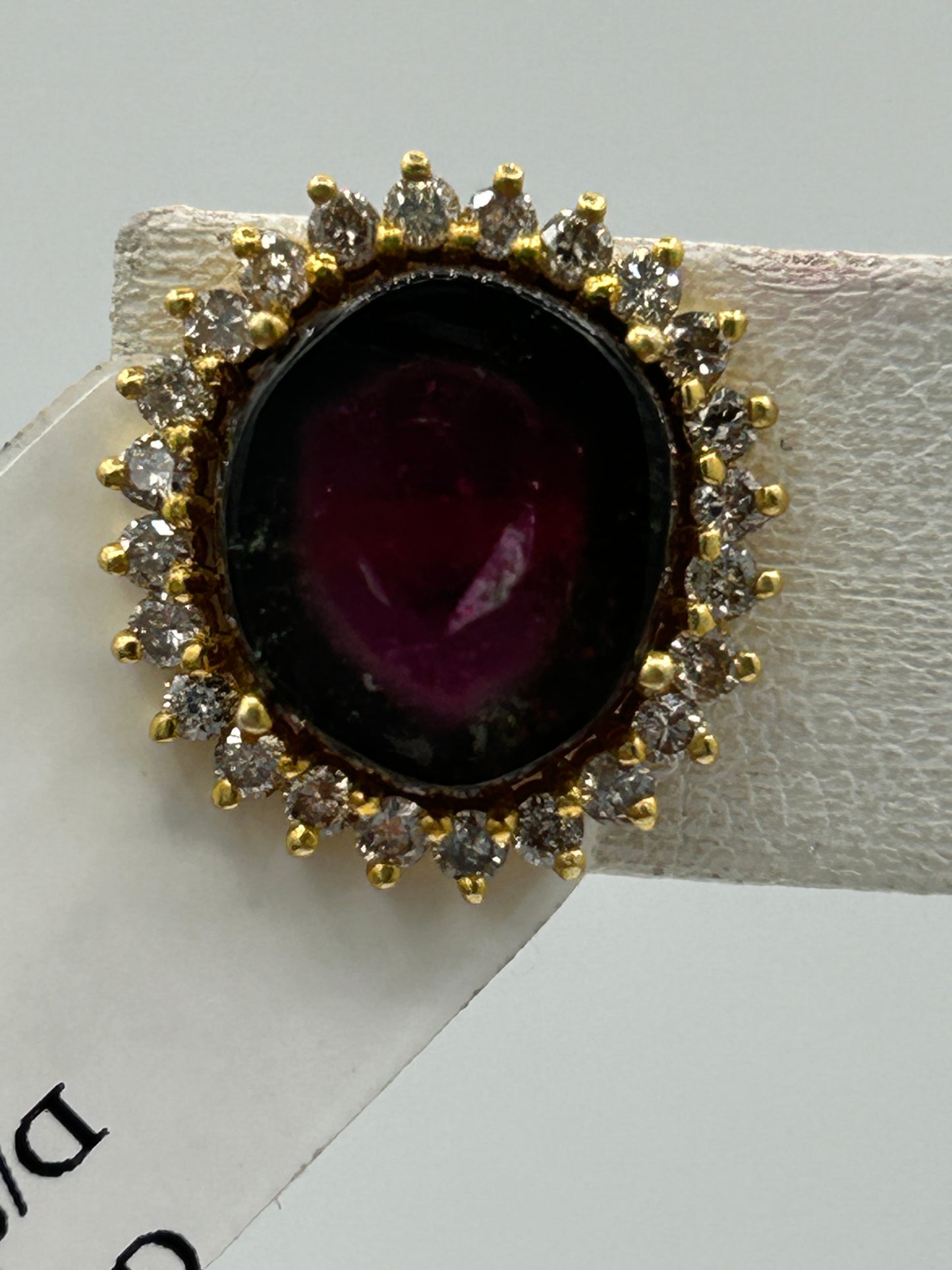 14k Solid Gold Diamond Stud Earring.14k Solid Gold Diamond Earring..