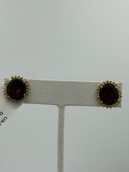 14k Solid Gold Diamond Stud Earring.14k Solid Gold Diamond Earring..