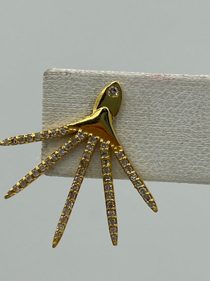 14k Solid Gold Diamond Stud Earring.14k Solid Gold Diamond Earring..