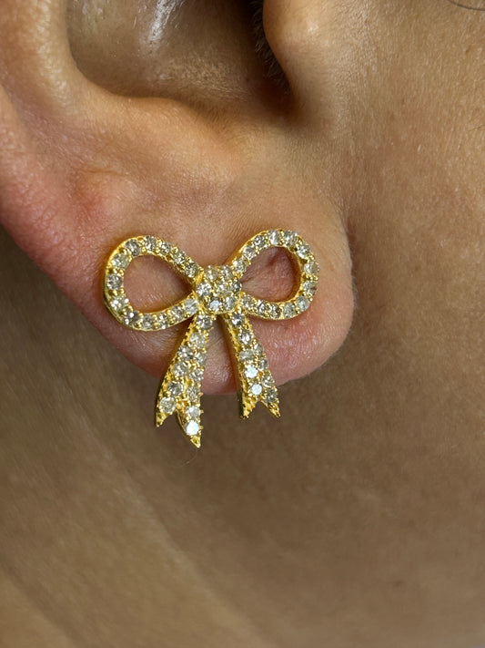 Ribbon 14k Solid Gold Diamond Stud Earring.14k Solid Gold Diamond Earring..