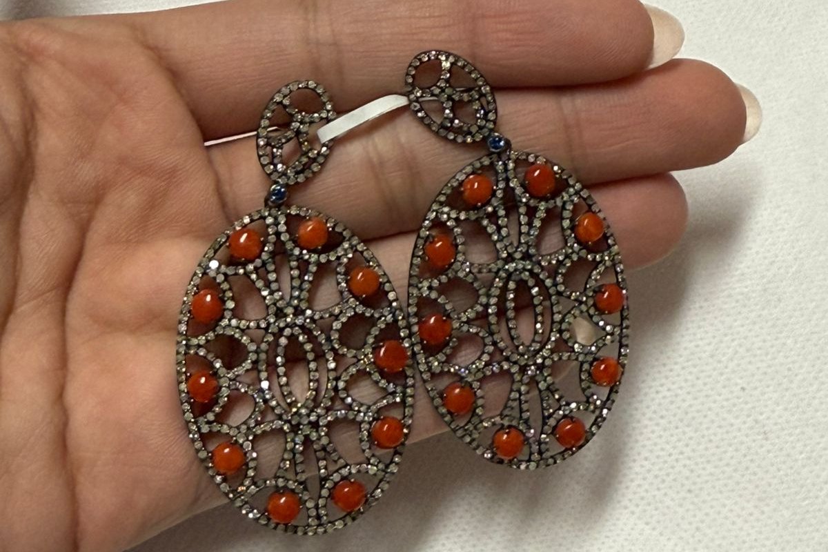 Coral Diamond Earings