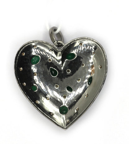 Heart Pave Diamond Pendant With emerald Stone