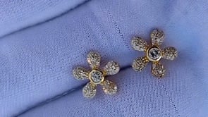 Flower 14k Gold Diamond  Stud Earring