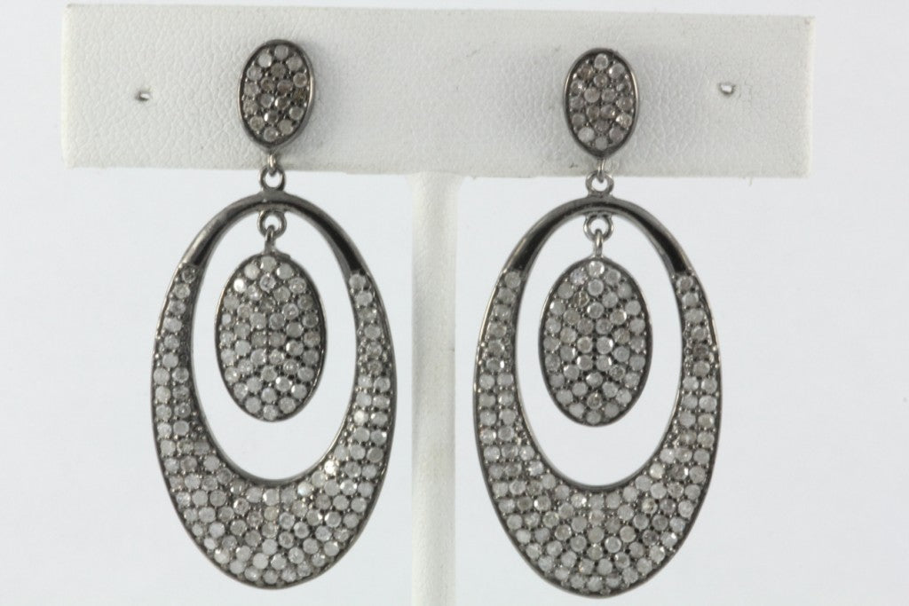 Oval Dangling Earrings