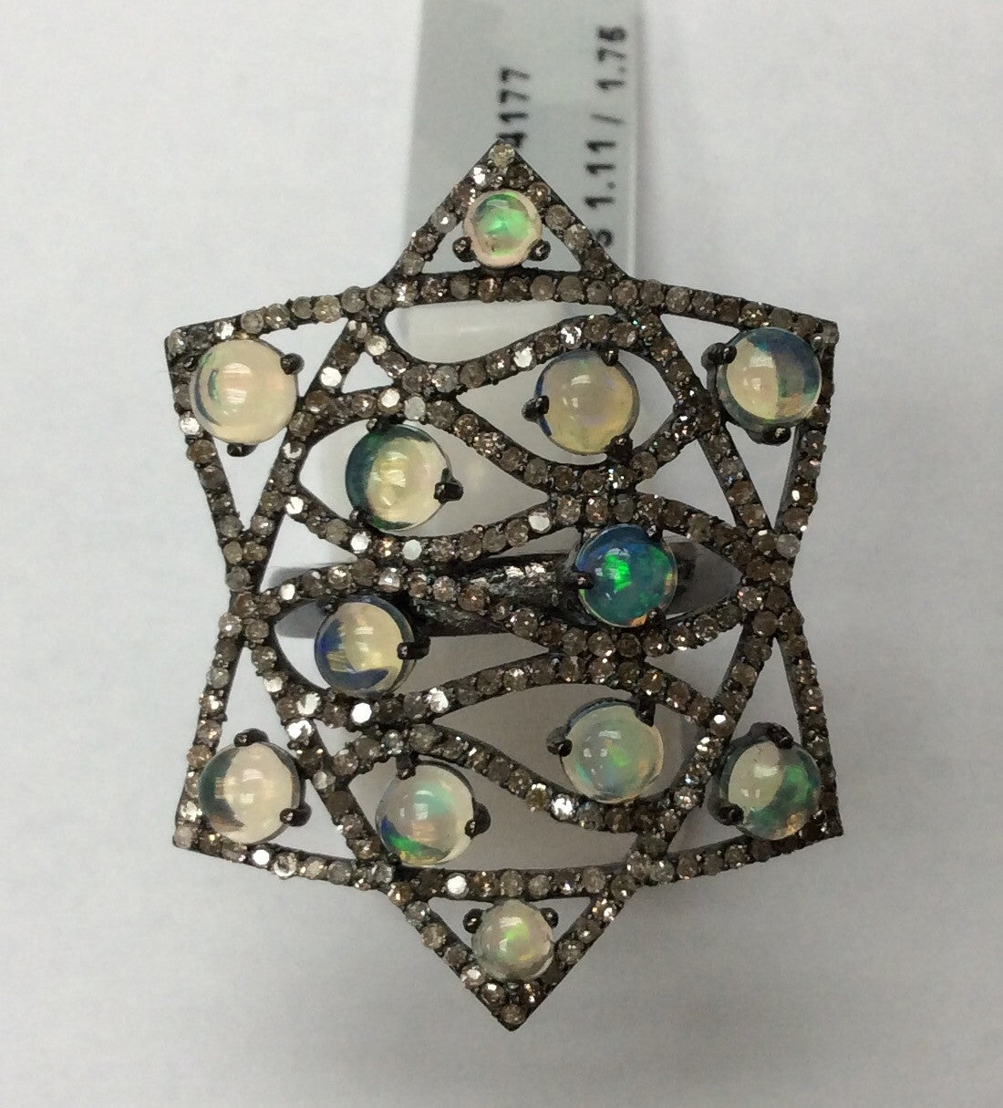 Star Pave Diamond Ring