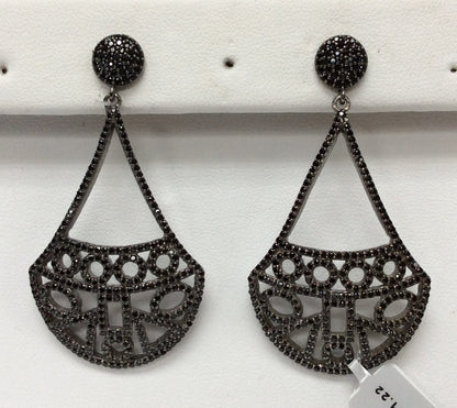 Earring Black Spinel