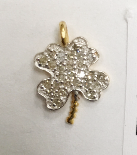14k Solid Gold Flower Diamond Pendants. Approx Size 0.56 "(11 x 14 mm)