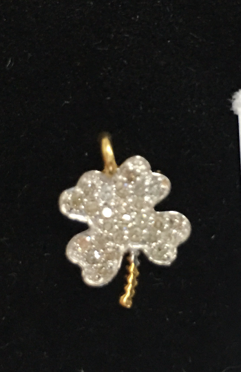 14k Solid Gold Flower Diamond Pendants. Approx Size 0.56 "(11 x 14 mm)
