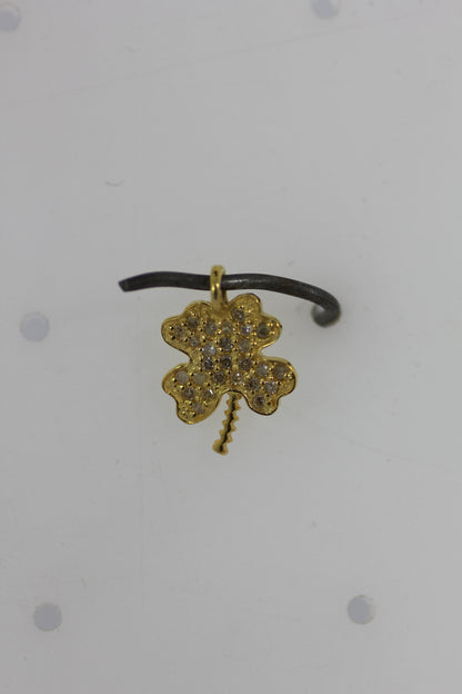 14k Solid Gold Flower Diamond Pendants. Approx Size 0.56 "(11 x 14 mm)