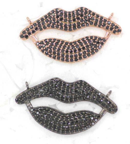 Lips Black Spinel Charm