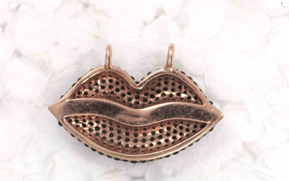 Lips Shape Black Spinel Charm