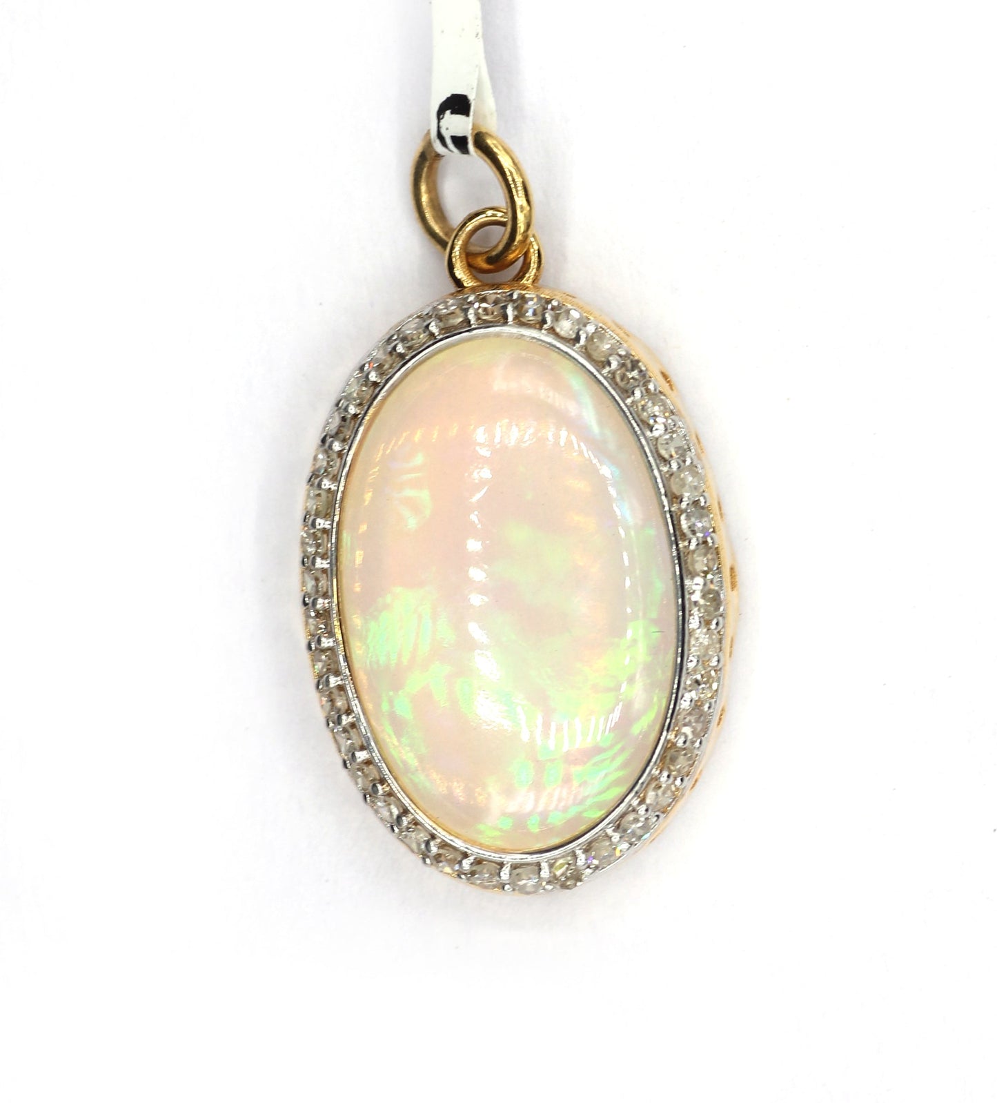 Solid 14k Gold Oval Diamond Pendants. 14k Solid Gold Diamond Pendants.