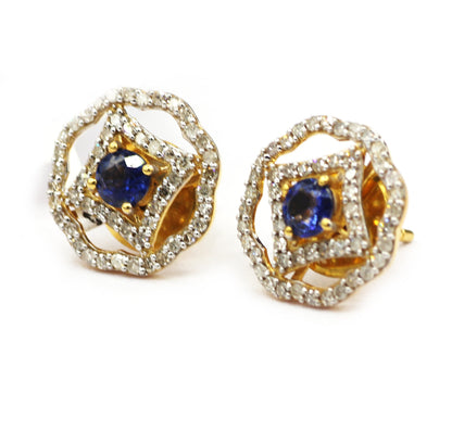 14k Solid Gold Diamond Stud Earring.14k Solid Gold Diamond Earring..